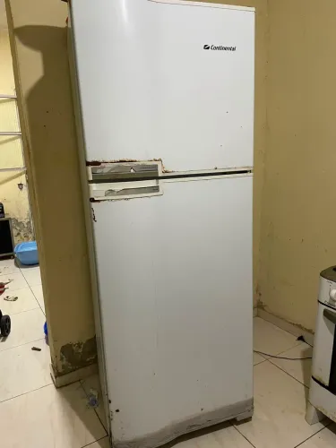 Vende-se geladeira 
