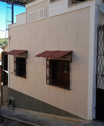 Vendo casa em Além Paraíba MG