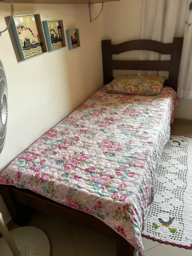 Cama de Solteiro Com Colchão