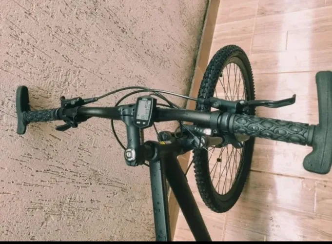 BICICLETA MTB HIGHONE ARO 29 - NOVÍSSIMA PARA PESSOAS EXIGENTES!!!