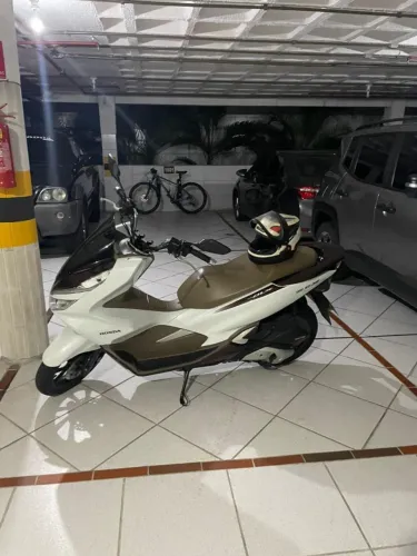 HONDA PCX 150 DLX BRACA PEROLIZADA CÂMBIO AUTOMÁTICO FREIO ABS UNICO DONO SUPER NOVA 2020