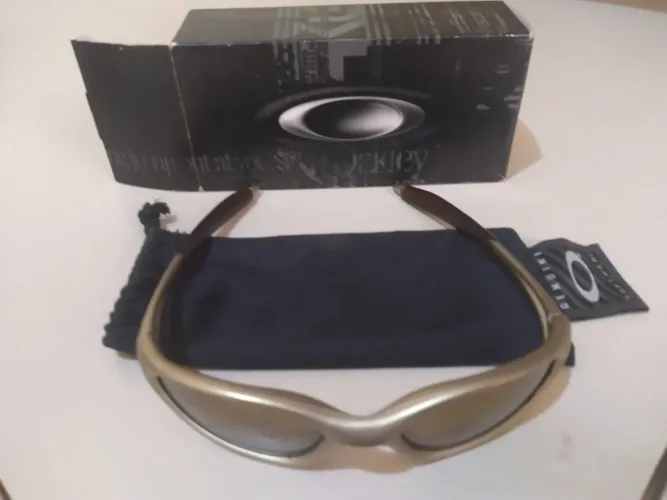 02 Óculos Oakley Usados