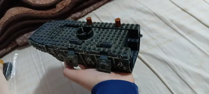 Barco De lego INCOMPLETO, para coleções ou decorações.