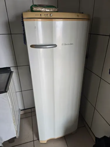 Vendo Geladeira