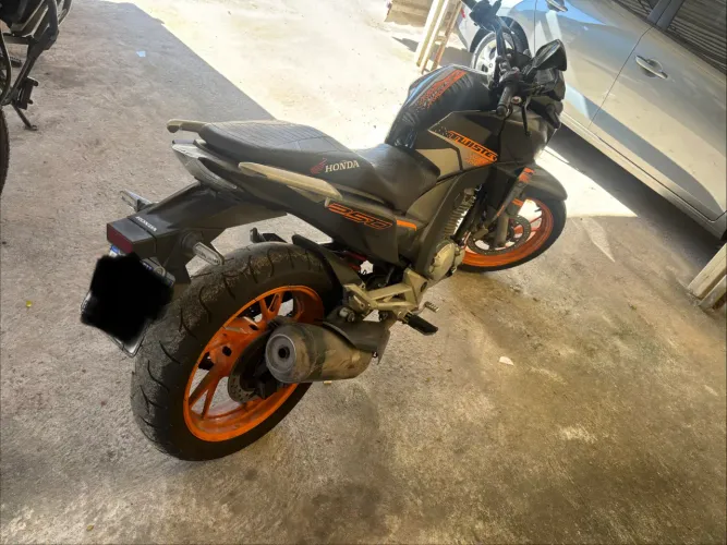 CB Twister 250cc