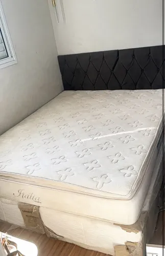 Vendo Cama Box King Umaflex Itália - Ótimo Custo-Benefício