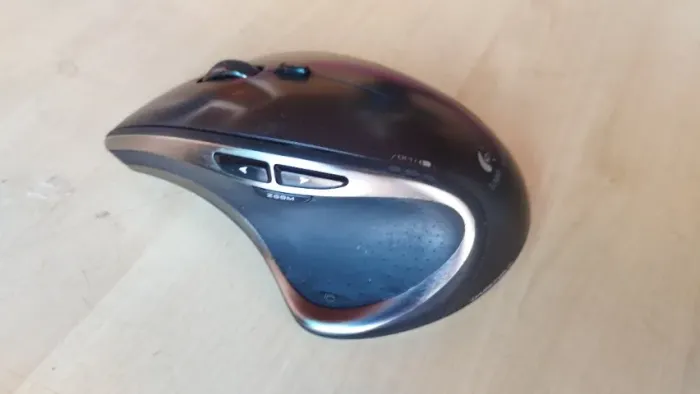 Mouse Logitech recarregavel Darkfield performace MX