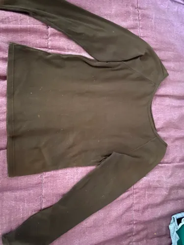 Vende-se ou troco roupa semi novas ou usadas
