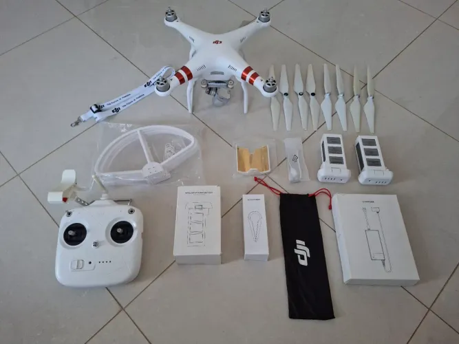 DRONE DJI PHANTOM 3 STANDARD