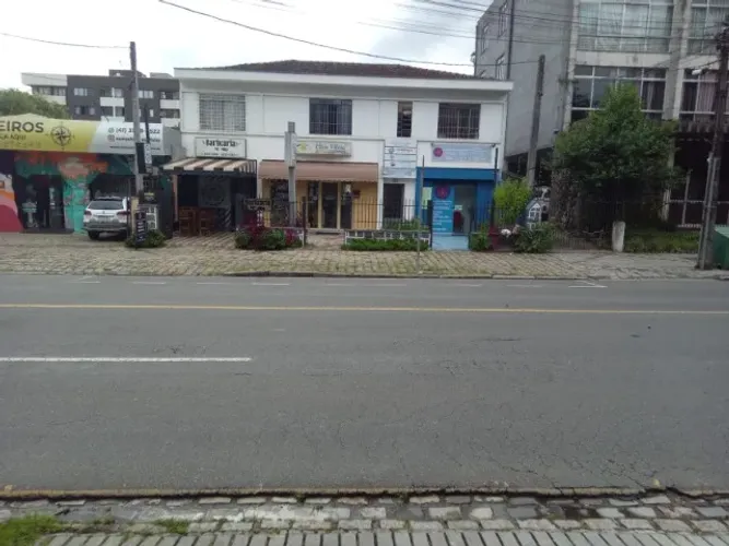 LOJA 40m2 Frente Igreja Cristo Rei