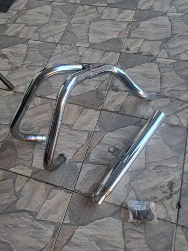 ESCAPAMENTO DE MOTO 2x1c400 450 marca Torbal.