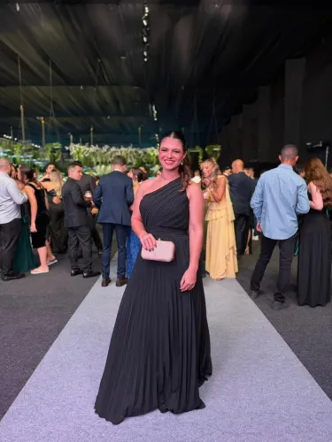 Vestido de festa Preto. Tamanho G