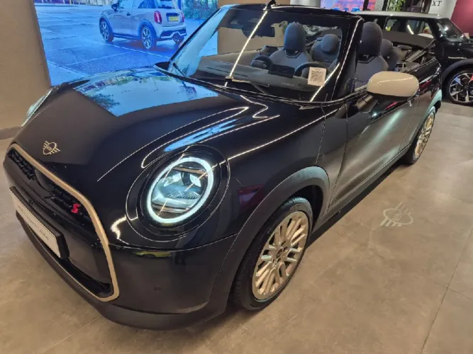 Mini Cooper 2.0 16V Twinpower Gasolina S Cabrio Steptronic 2026
