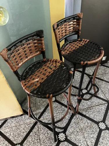 CONJUNTO DE BANQUETAS BISTRÔ