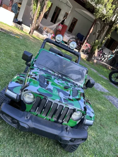 Carro Elétrico infantil Jeep