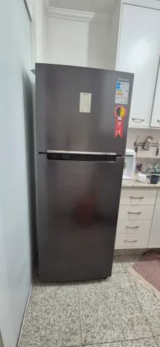 Geladeira Inverter Frost Free Samsung Rt38k5a0j Preta Com Freezer 385l 127v/220v