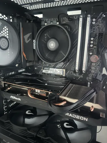 Pc gamer Ryzen 5500 + RX 6600