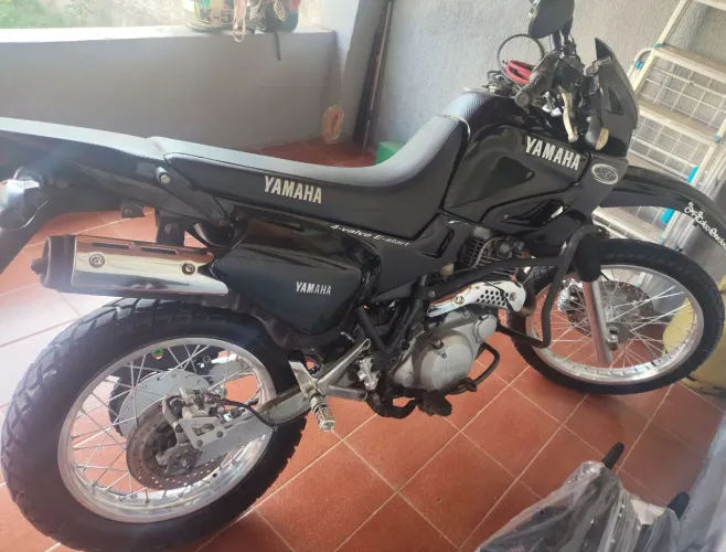 Yamaha XT 600 - Excelente estado, pronta para rodar!