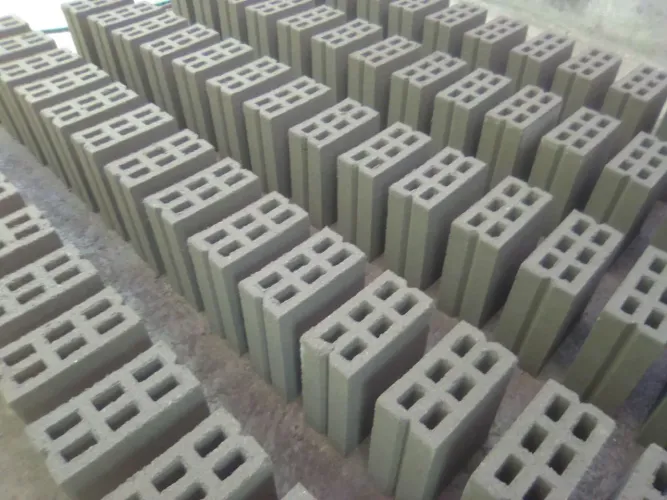 Forma de Bloco de Cimento 6 furos Tijolo Especial 