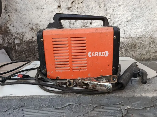TRANSFORMADOR DE SOLDA 250A BIVOLT ? USADO