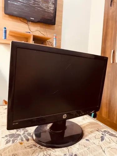 VENDO MONITOR HPl185b