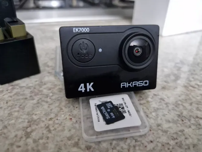 Vendo Câmera Akaso EK7000