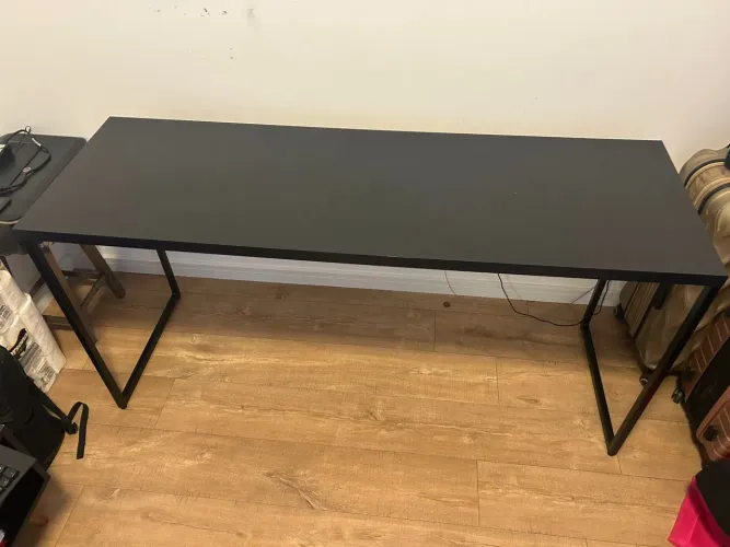 Escrivaninha em ótimo estado