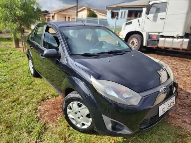 Ford Fiesta Sedan 1.0 8V Flex 4P 2012