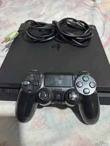Ps4 slim 500gb dois controles, usado,
