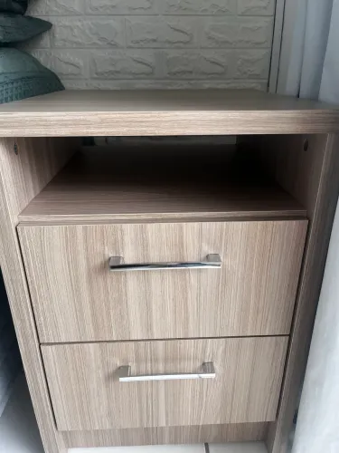 Mesa de cabeceira