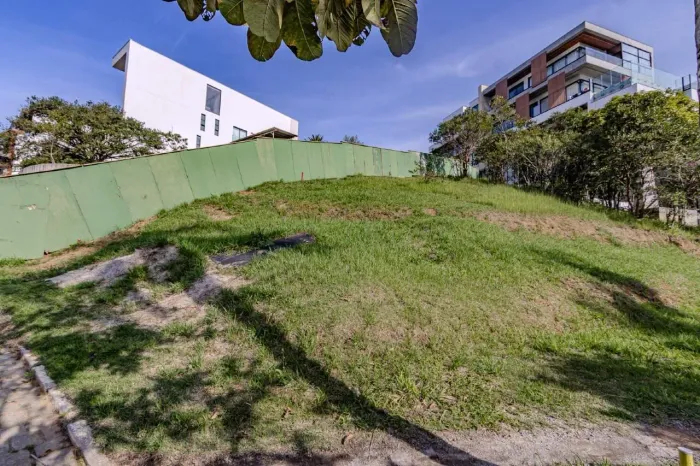 Terreno em Condomínio à venda em Itajaí