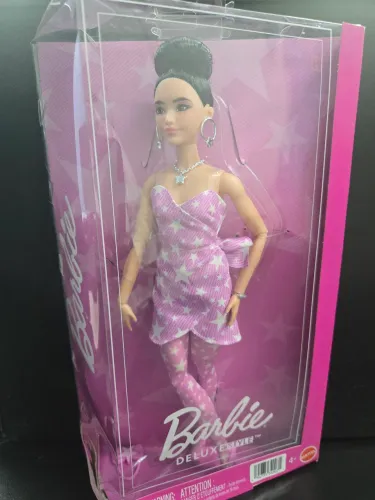 Barbie Style Deluxe com Coque