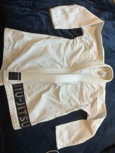 Kimono Jiu-Jitsu Outshock Fight 500 A0 + Faixa Branca