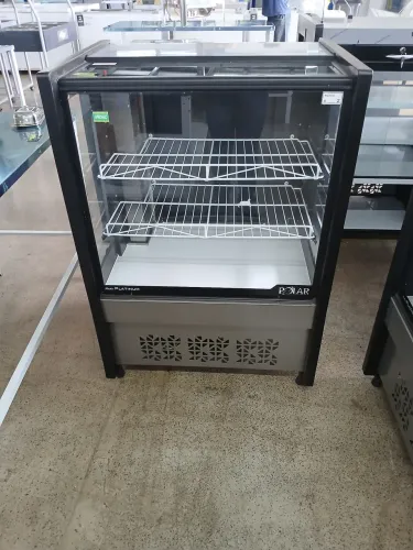 VITRINE REFRIGERADA CONFEITARIA 0,80M POLAR