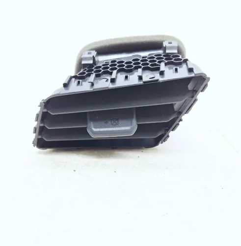 Difusor Ar Esquerdo Vw Jetta Tsi 1.4 2018 2019 17b819703
