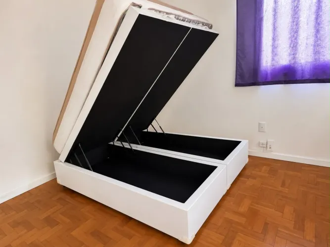 Cama queen 