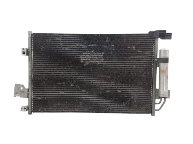 Condesador Mitsubishi L200 Triton 11/13 c/detalhe