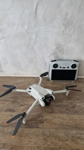 DJI mini 3 com tela