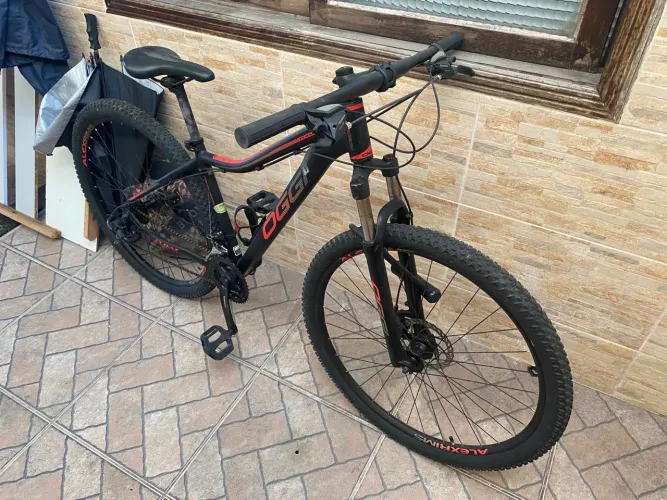 Bicicleta ARO 29 Oggi Float Sport Preto/Laranja Mountain bike