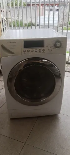 Lava e Seca Electrolux 11kg EXCELENTE