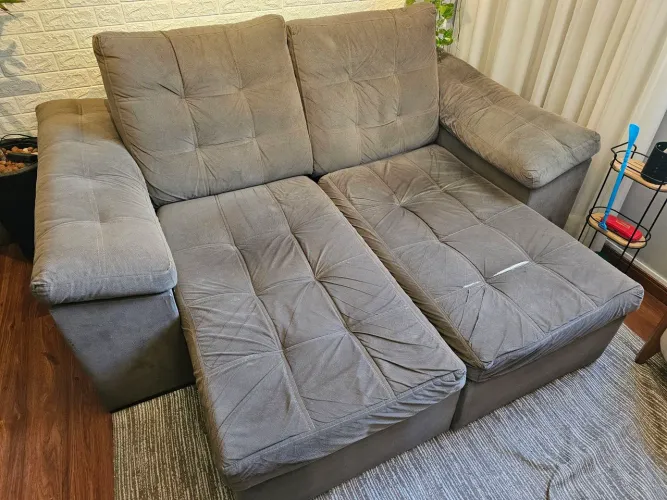 Pra vender logo!! Sofá Retrátil e Reclinável 2 Lugares - Estrutura Excelente