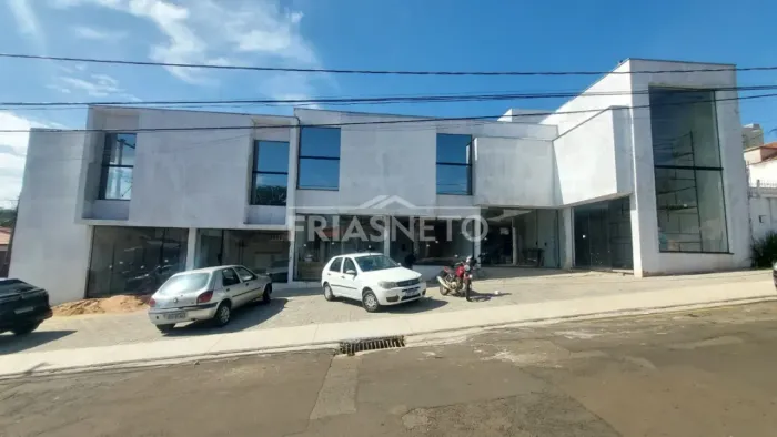 Salão comercial em Mall para alugar no Bairro São Dimas em Piracicaba