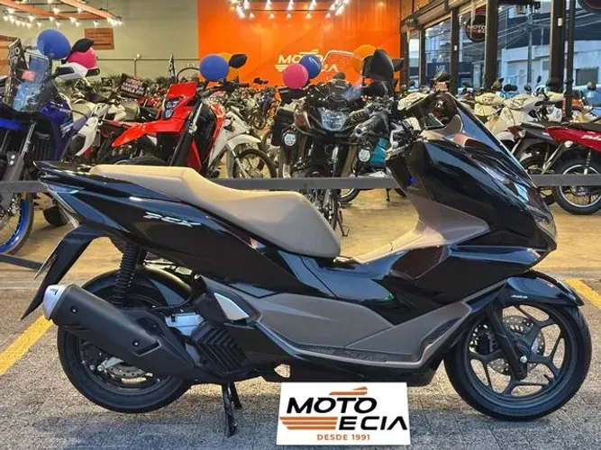 Honda PCX 160 DLX