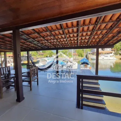 Casa canal navegável em condomínio fechado- Angra dos Reis/RJ