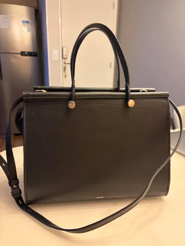 Bolsa Arezzo Grande 100% Couro Preta - Estilo Tote/Tiracolo (Seminova)