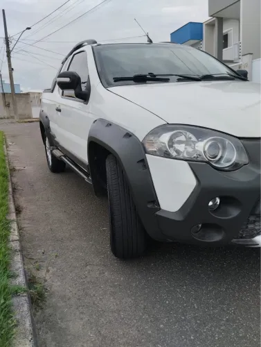 Fiat Strada Adventure 1.8/ 1.8 Locker Flex CE 2015