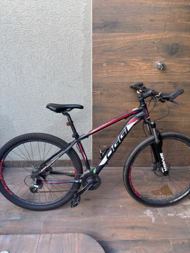 Bicicleta Mountain Bike Oggi