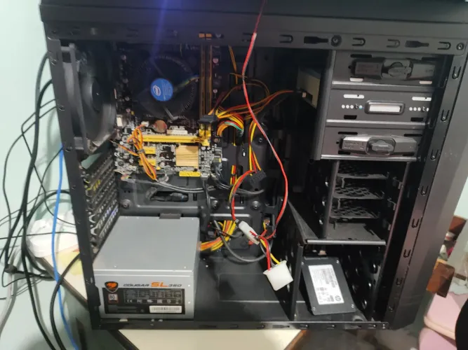 Pc gamer i5 quarta geração placa asus gabinete cougar