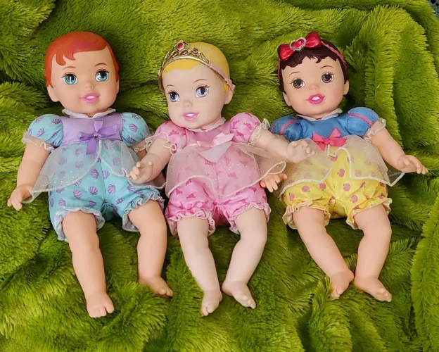 3 Bonecas Princesas Baby
