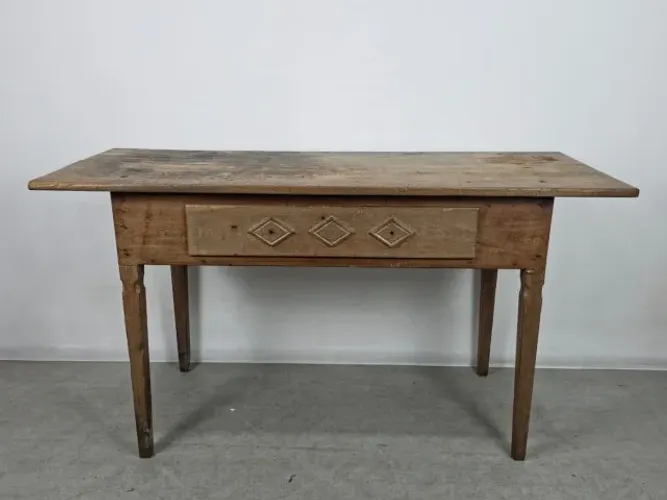 Mesa/Aparador Alto estilo Mineiro em Madeira rustica e com gavetão